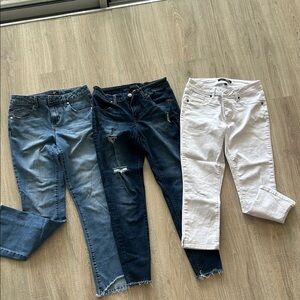 1822 Denim Women's Skinny Jeans - Light Blue, Dark Blue, White